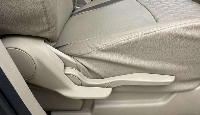 2019 Maruti Ertiga ZXI+ SHVS, Petrol, Manual, 15,606 km, Driver Side Adjustment Panel