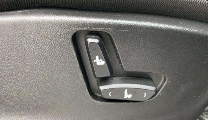 2020 MG HECTOR SHARP HYBRID 1.5 PETROL, Petrol, Manual, 46,684 km, Driver Side Adjustment Panel