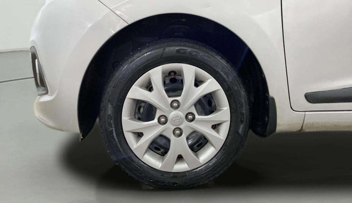 2016 Hyundai Grand i10 SPORTZ 1.2 KAPPA VTVT, Petrol, Manual, 10,157 km, Left Front Wheel
