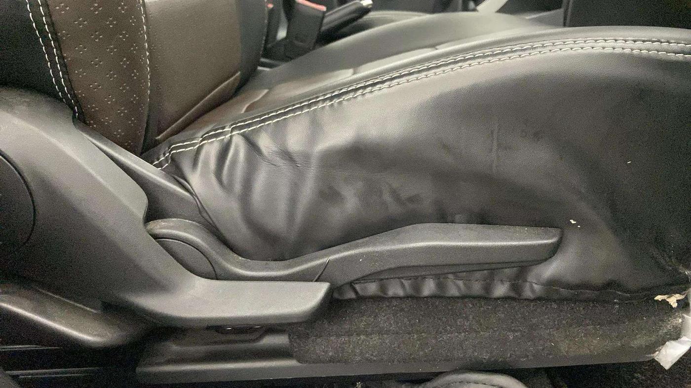 2023 Maruti BREZZA ZXI SMART HYBRID , Petrol, Manual, 12,686 km, Driver Side Adjustment Panel