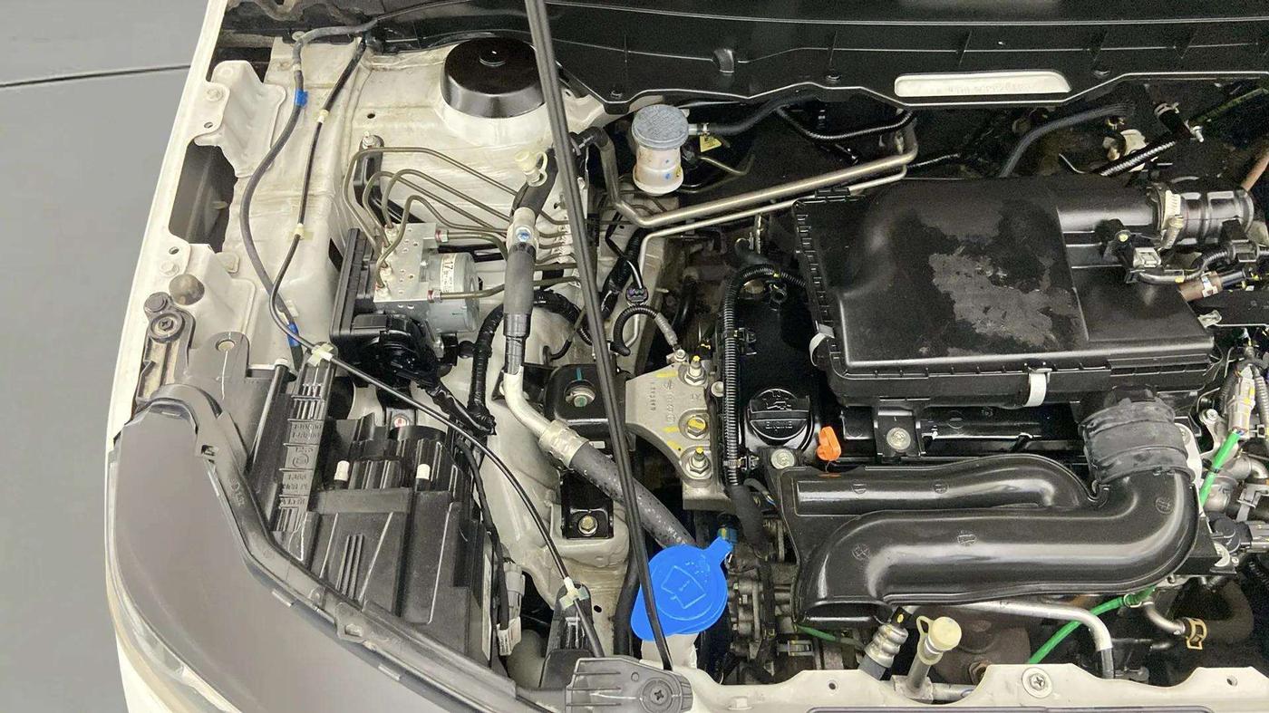 2023 Maruti BREZZA ZXI SMART HYBRID , Petrol, Manual, 12,686 km, Engine View - Right