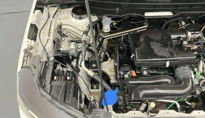 2023 Maruti BREZZA ZXI SMART HYBRID , Petrol, Manual, 12,294 km, Engine View - Right