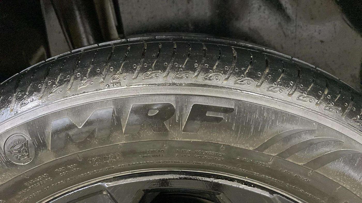 2023 Maruti BREZZA ZXI SMART HYBRID , Petrol, Manual, 12,686 km, Right Rear Tyre Tread