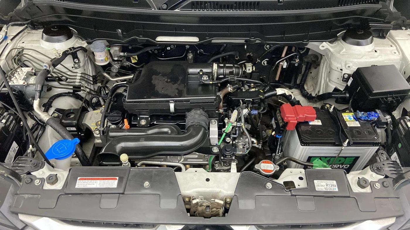 2023 Maruti BREZZA ZXI SMART HYBRID , Petrol, Manual, 12,686 km, Engine View