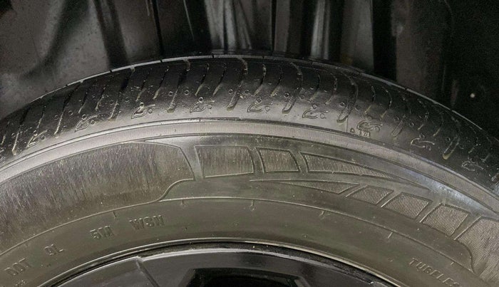 2023 Maruti BREZZA ZXI SMART HYBRID , Petrol, Manual, 12,294 km, Left Rear Tyre Tread