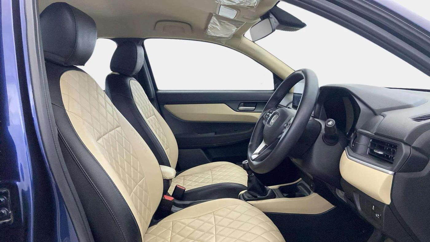2024 Honda Amaze ZX 1.2 Petrol MT, Petrol, Manual, 15,580 km, Right Side Front Door Cabin