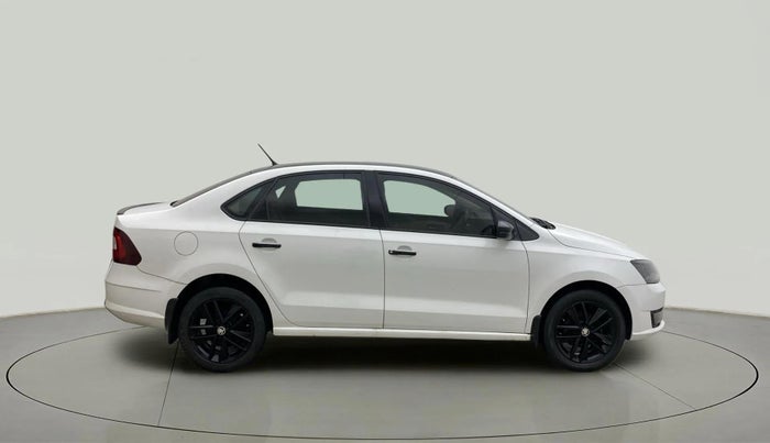 2018 Skoda Rapid STYLE 1.6 MPI AT, Petrol, Automatic, 91,985 km, Right Side View