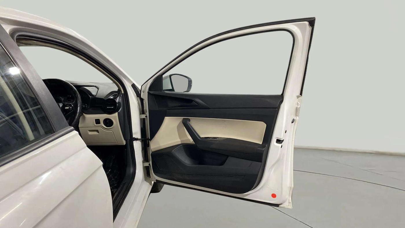 2022 Skoda SLAVIA ACTIVE 1.0L TSI MT, Petrol, Manual, 62,441 km, RHS Front Door