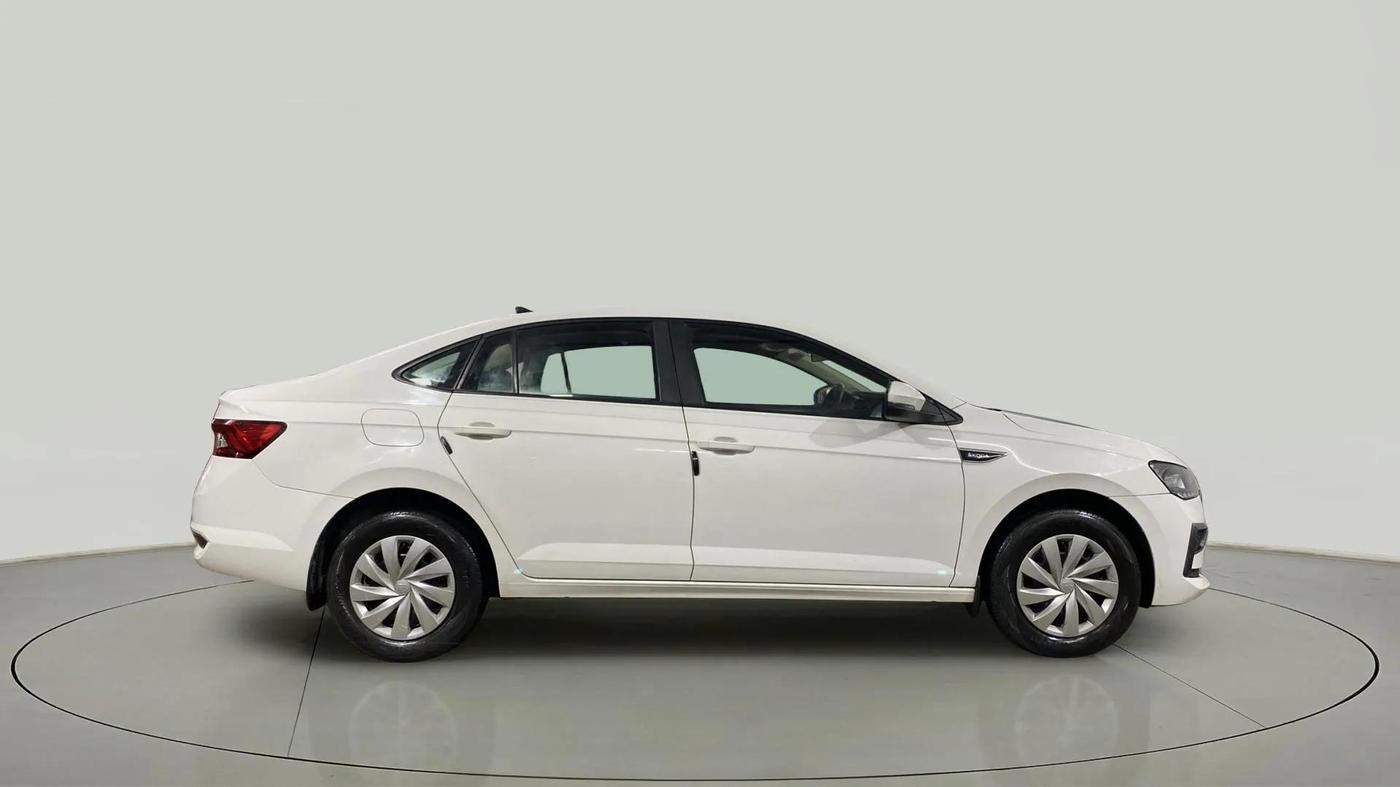 2022 Skoda SLAVIA ACTIVE 1.0L TSI MT, Petrol, Manual, 62,441 km, Right Side View
