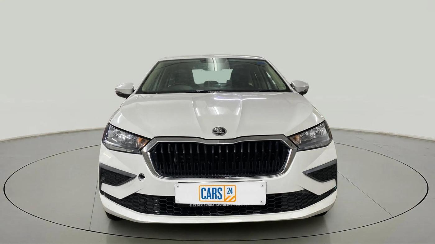 2022 Skoda SLAVIA ACTIVE 1.0L TSI MT, Petrol, Manual, 62,441 km, Front