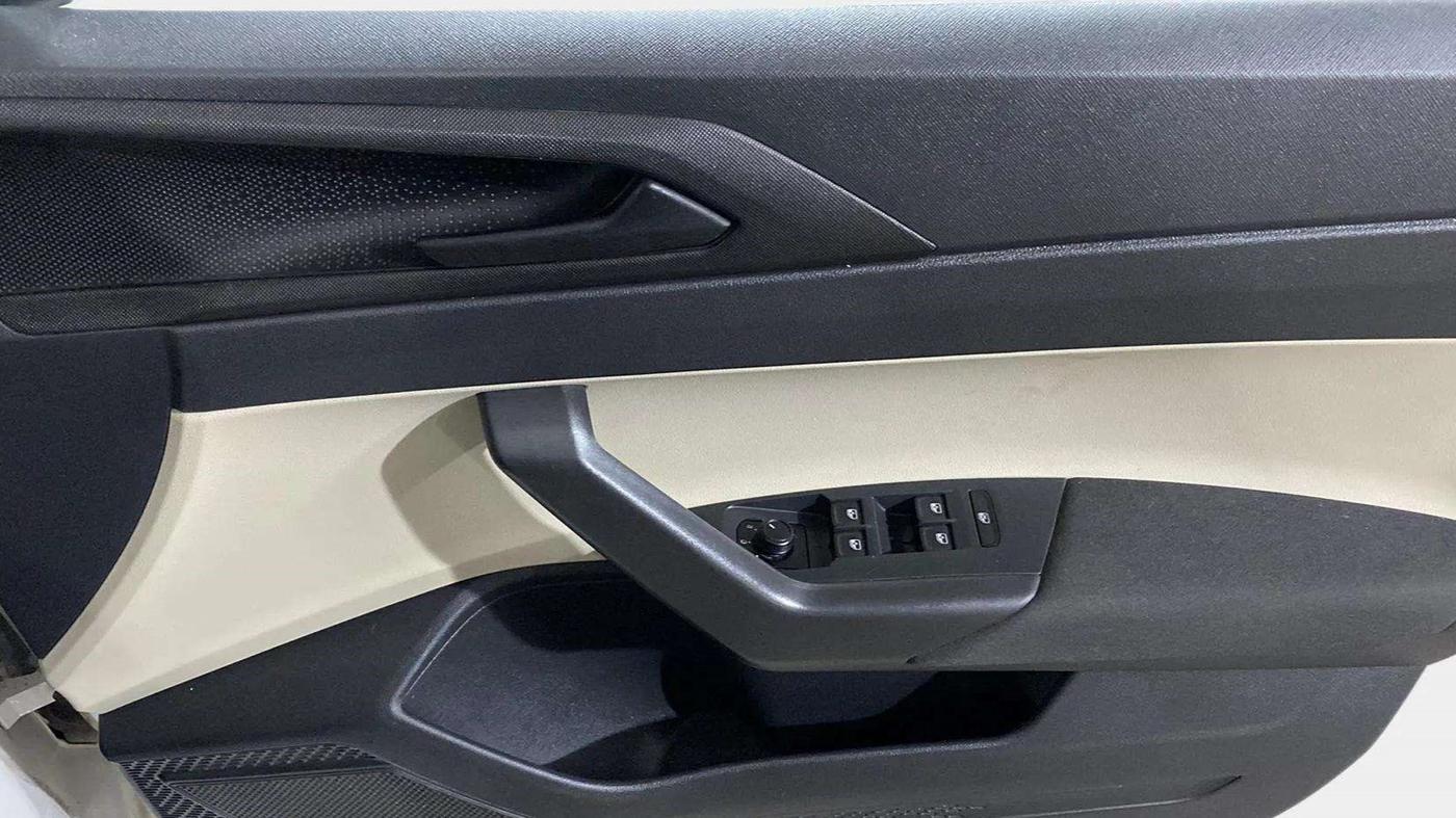2022 Skoda SLAVIA ACTIVE 1.0L TSI MT, Petrol, Manual, 62,441 km, Driver Side Door Panels Control