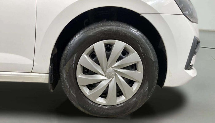 2022 Skoda SLAVIA ACTIVE 1.0L TSI MT, Petrol, Manual, 62,328 km, Right Front Wheel