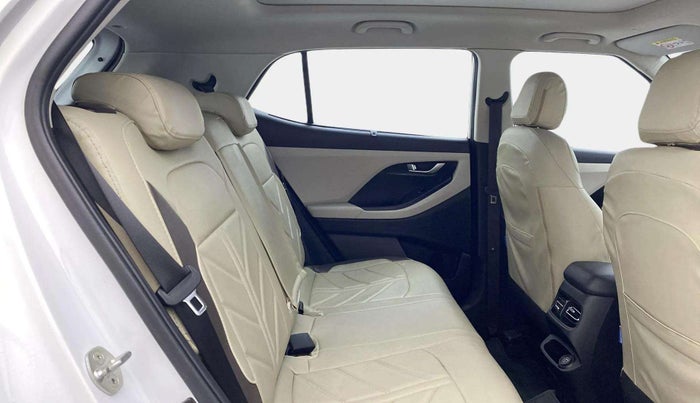 2021 Hyundai Creta SX 1.5 DIESEL, Diesel, Manual, 28,854 km, Right Side Rear Door Cabin
