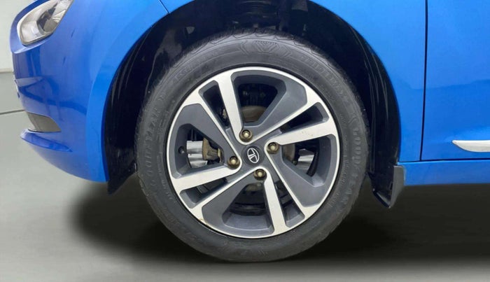 2022 Tata ALTROZ XZ PLUS PETROL, Petrol, Manual, 15,943 km, Left Front Wheel