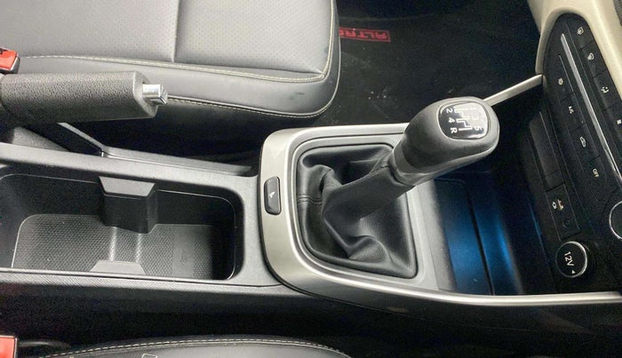 2022 Tata ALTROZ XZ PLUS PETROL, Petrol, Manual, 15,943 km, Gear Lever