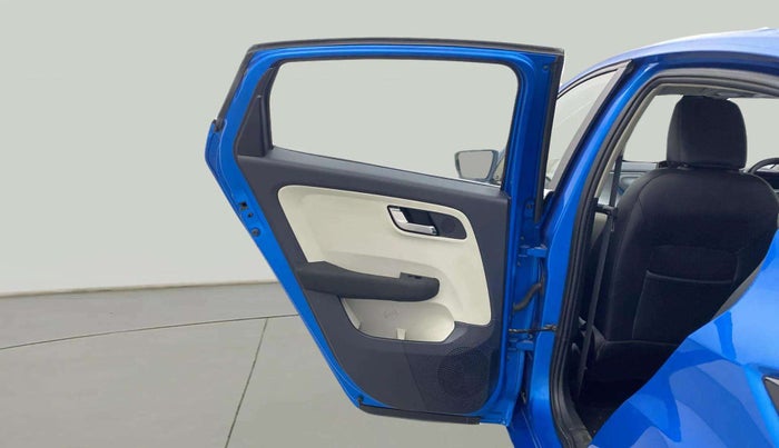 2022 Tata ALTROZ XZ PLUS PETROL, Petrol, Manual, 15,943 km, LHS Rear Door