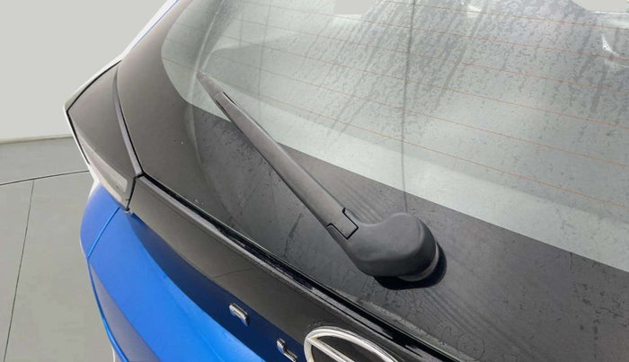 2022 Tata ALTROZ XZ PLUS PETROL, Petrol, Manual, 15,943 km, Rear Wiper