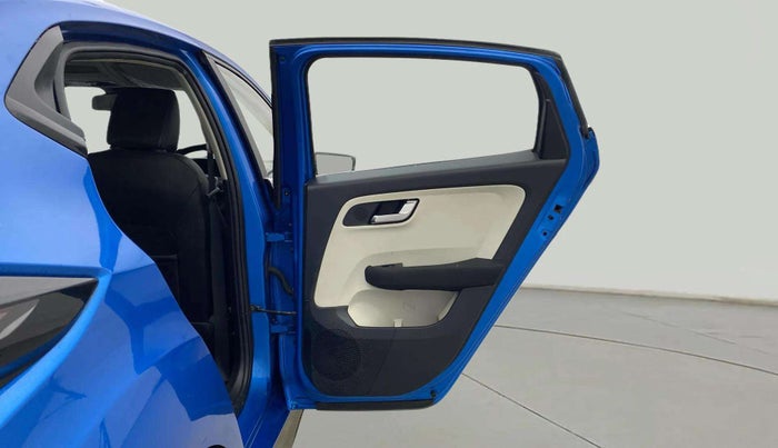 2022 Tata ALTROZ XZ PLUS PETROL, Petrol, Manual, 15,943 km, RHS Rear Door