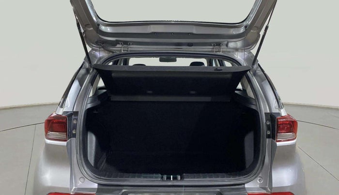 2020 KIA SONET HTK PLUS 1.5 AT, Diesel, Automatic, 97,886 km, Boot Inside