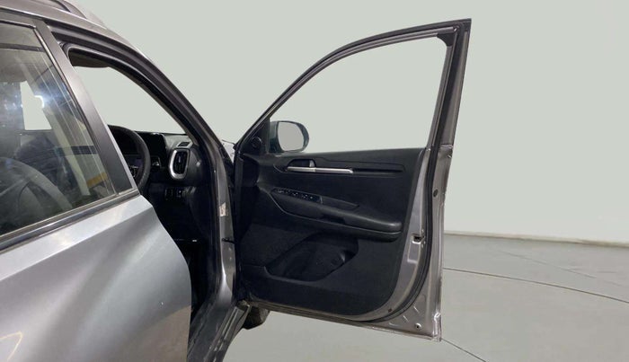 2020 KIA SONET HTK PLUS 1.5 AT, Diesel, Automatic, 97,886 km, RHS Front Door