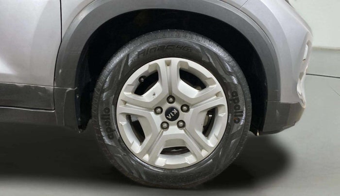 2020 KIA SONET HTK PLUS 1.5 AT, Diesel, Automatic, 97,886 km, Right Front Wheel