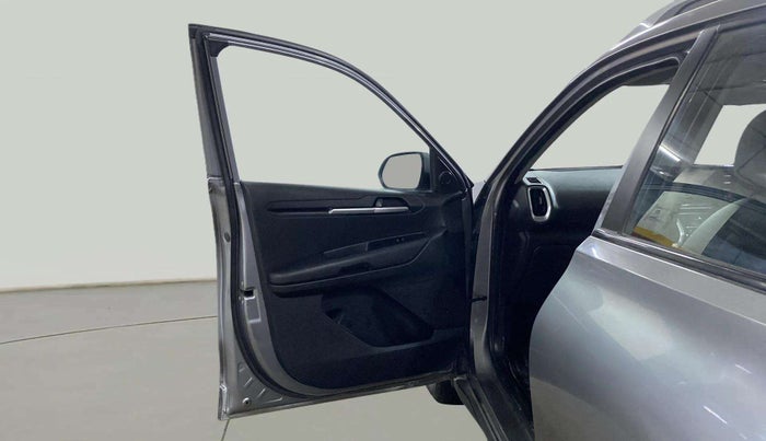 2020 KIA SONET HTK PLUS 1.5 AT, Diesel, Automatic, 97,886 km, LHS Front Door