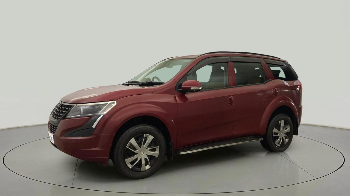 2019 Mahindra XUV500 W5, Diesel, Manual, 54,872 km, Left Front Diagonal