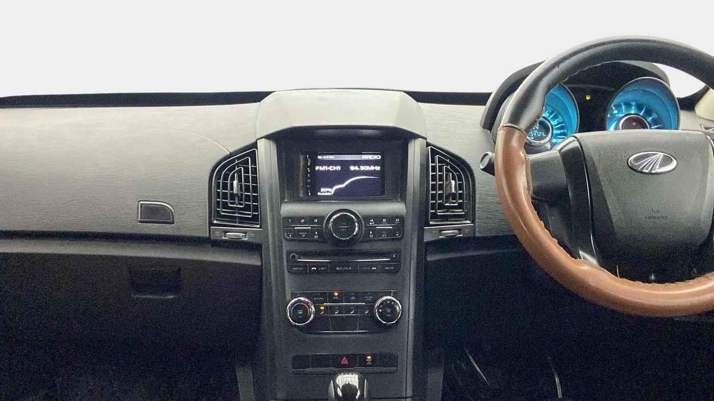 2019 Mahindra XUV500 W5, Diesel, Manual, 54,872 km, Air Conditioner
