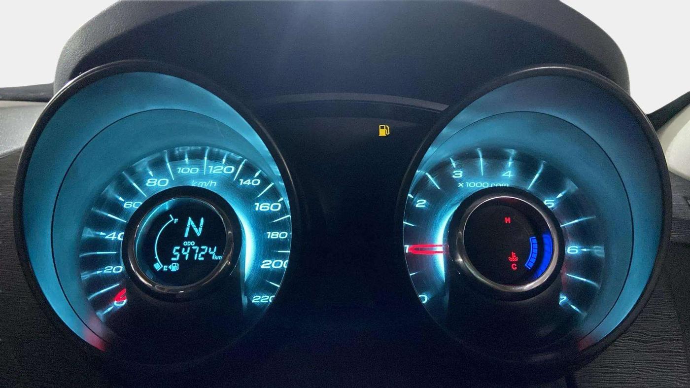 2019 Mahindra XUV500 W5, Diesel, Manual, 54,872 km, Odometer Image