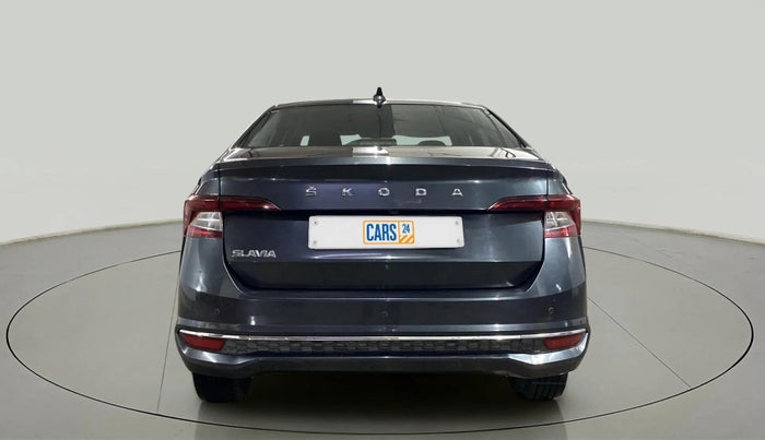 2022 Skoda SLAVIA STYLE 1.0L TSI MT, Petrol, Manual, 30,259 km, Back/Rear