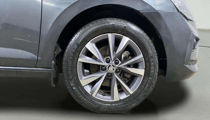 2022 Skoda SLAVIA STYLE 1.0L TSI MT, Petrol, Manual, 30,259 km, Right Front Wheel
