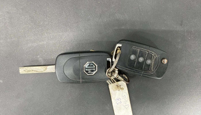 2020 MG HECTOR SUPER HYBRID 1.5 PETROL, Petrol, Manual, 43,049 km, Key Close Up