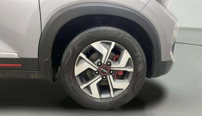 2021 KIA SONET GTX PLUS 1.5 AT, Diesel, Automatic, 74,266 km, Right Front Wheel