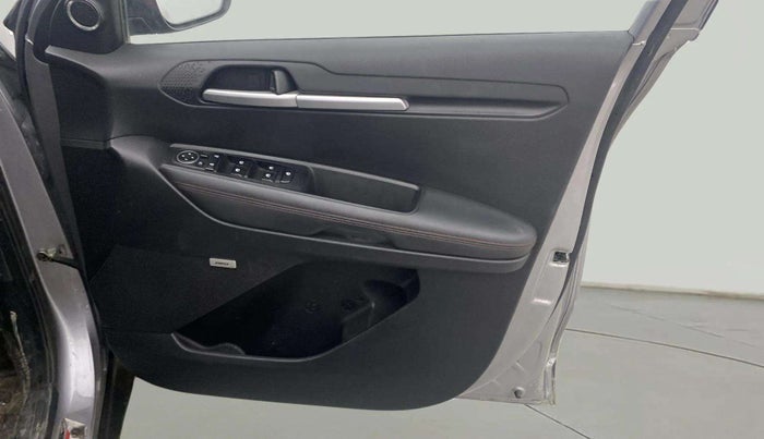 2021 KIA SONET GTX PLUS 1.5 AT, Diesel, Automatic, 74,266 km, Driver Side Door Panels Control