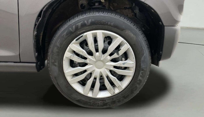 2022 Maruti S PRESSO VXI PLUS AMT, Petrol, Automatic, 17,219 km, Right Front Wheel