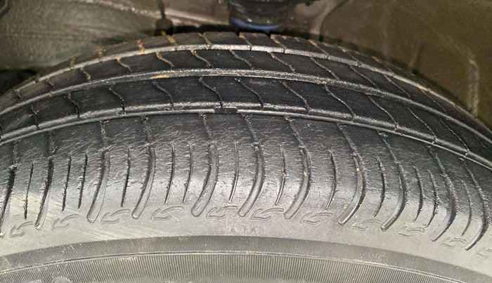 2022 Maruti S PRESSO VXI PLUS AMT, Petrol, Automatic, 17,219 km, Left Front Tyre Tread