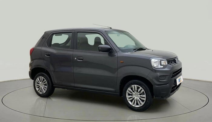 2022 Maruti S PRESSO VXI PLUS AMT, Petrol, Automatic, 17,219 km, Right Front Diagonal