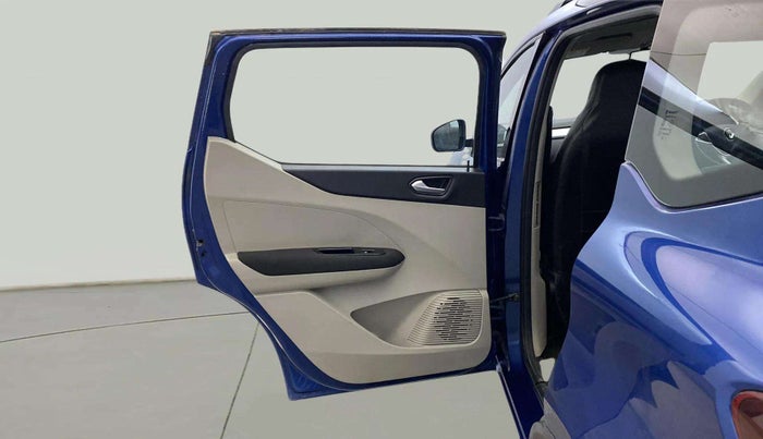 2020 Renault TRIBER RXZ, Petrol, Manual, 96,154 km, LHS Rear Door