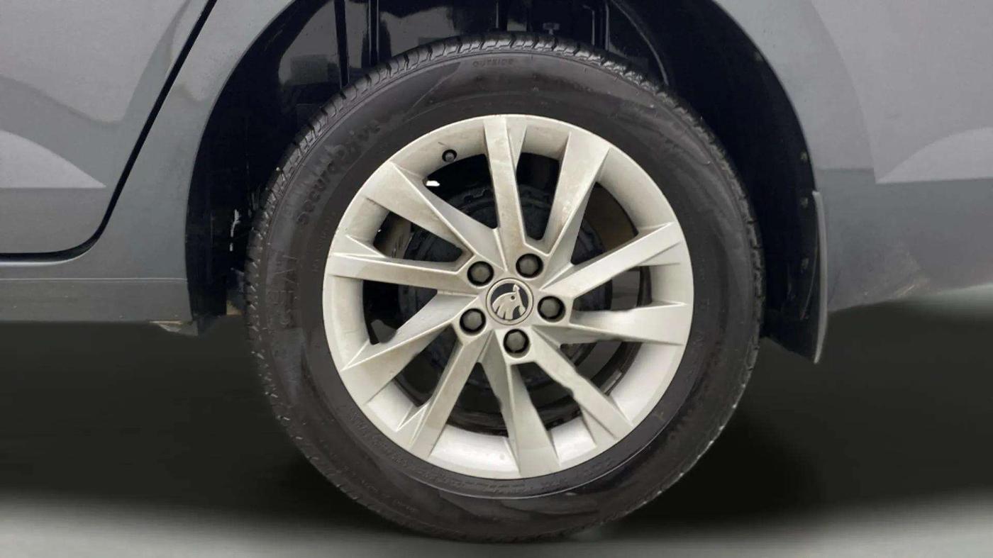 2023 Skoda SLAVIA AMBITION 1.0L TSI AT, Petrol, Automatic, 12,391 km, Left Rear Wheel