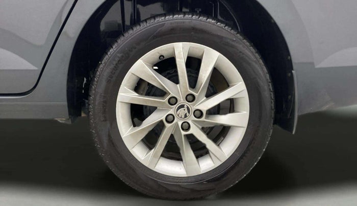 2023 Skoda SLAVIA AMBITION 1.0L TSI AT, Petrol, Automatic, 11,993 km, Left Rear Wheel