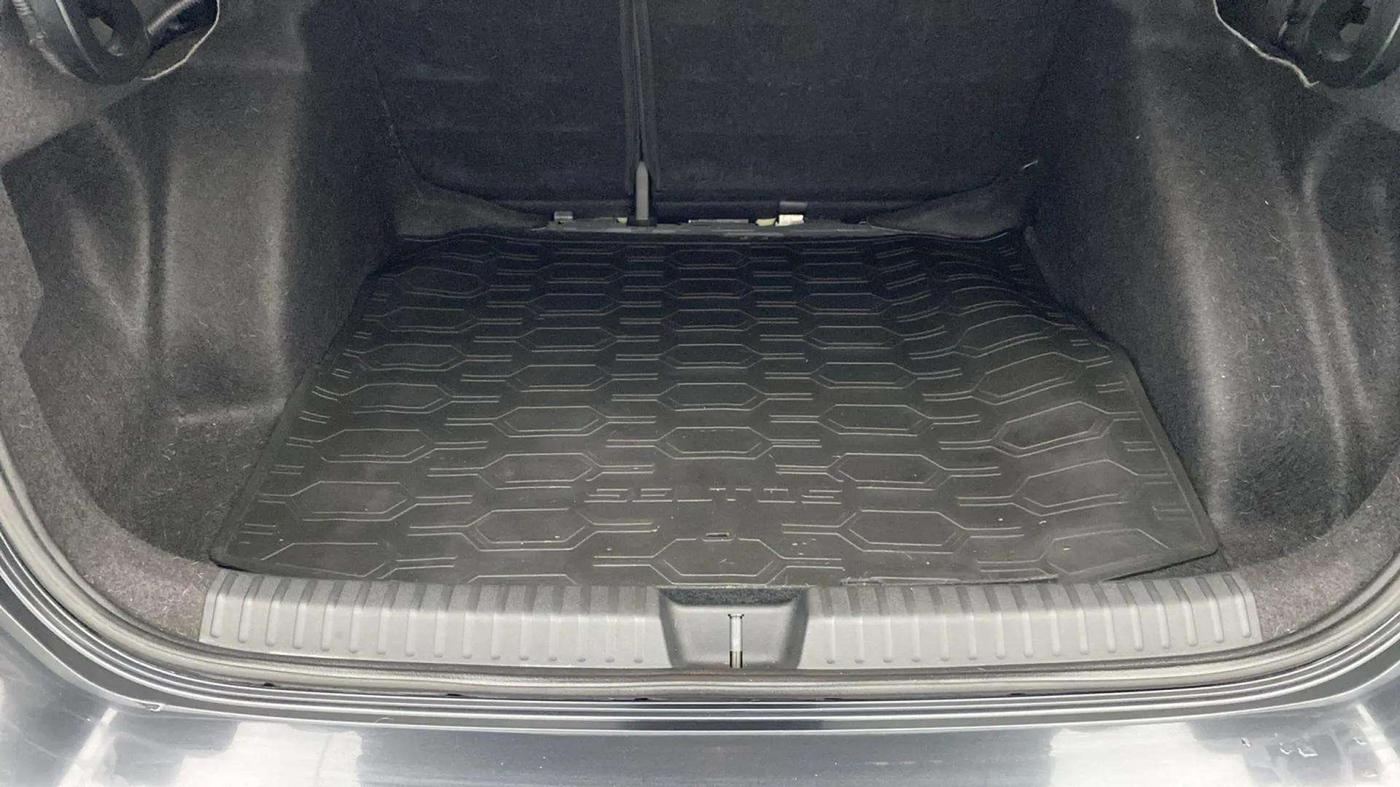 2023 Skoda SLAVIA AMBITION 1.0L TSI AT, Petrol, Automatic, 12,391 km, Boot Inside