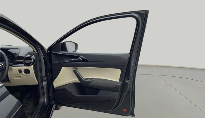2023 Skoda SLAVIA AMBITION 1.0L TSI AT, Petrol, Automatic, 11,993 km, RHS Front Door