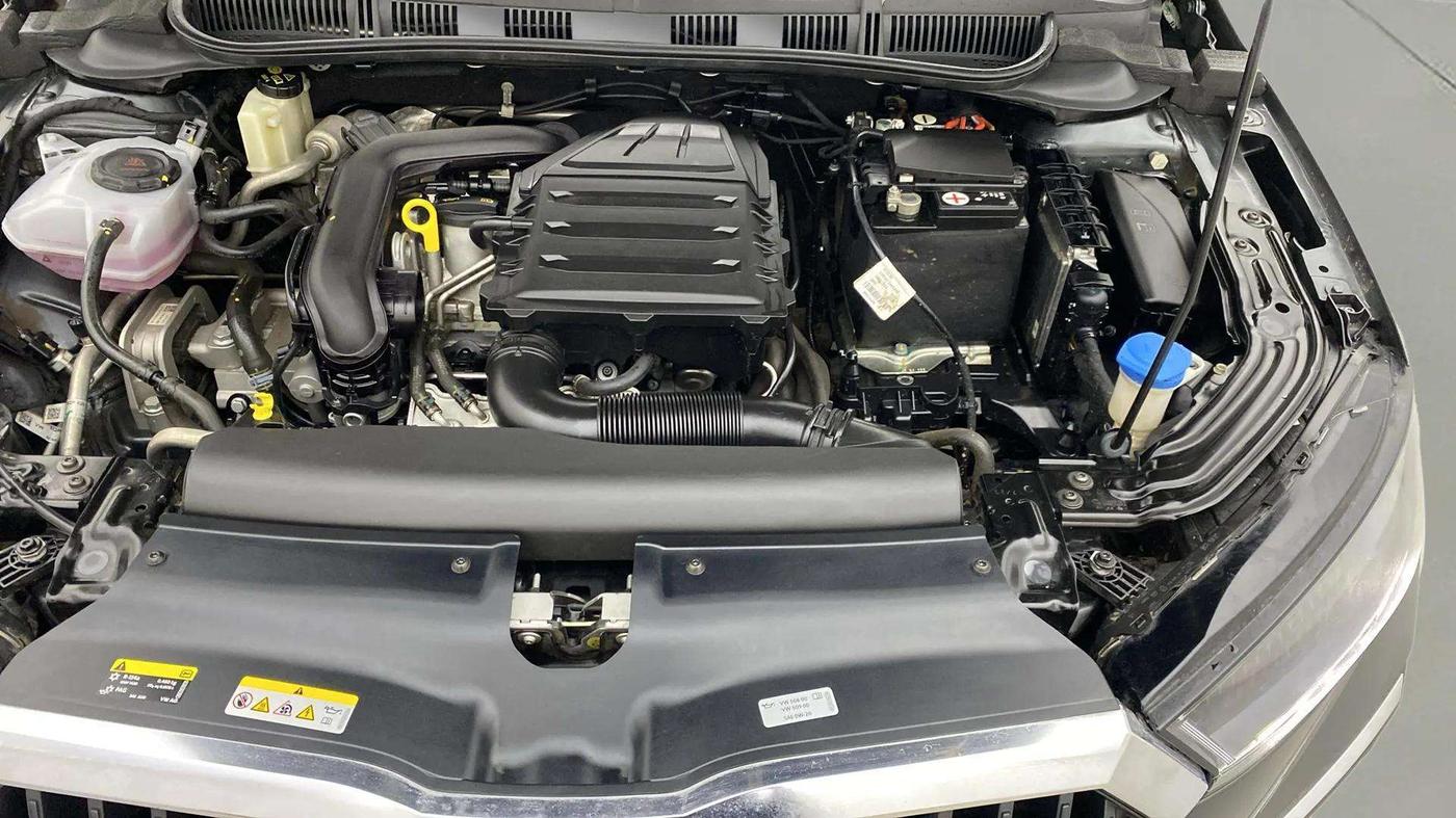 2023 Skoda SLAVIA AMBITION 1.0L TSI AT, Petrol, Automatic, 12,391 km, Engine View - Left