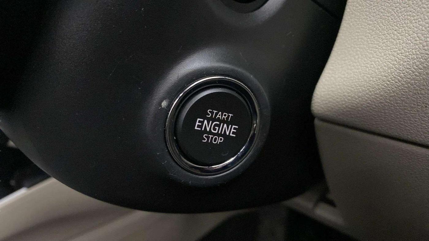 2023 Skoda SLAVIA AMBITION 1.0L TSI AT, Petrol, Automatic, 12,391 km, Keyless Start/ Stop Button