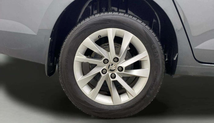 2023 Skoda SLAVIA AMBITION 1.0L TSI AT, Petrol, Automatic, 11,993 km, Right Rear Wheel