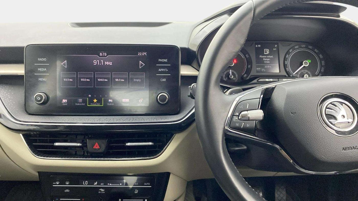2023 Skoda SLAVIA AMBITION 1.0L TSI AT, Petrol, Automatic, 12,391 km, Air Conditioner