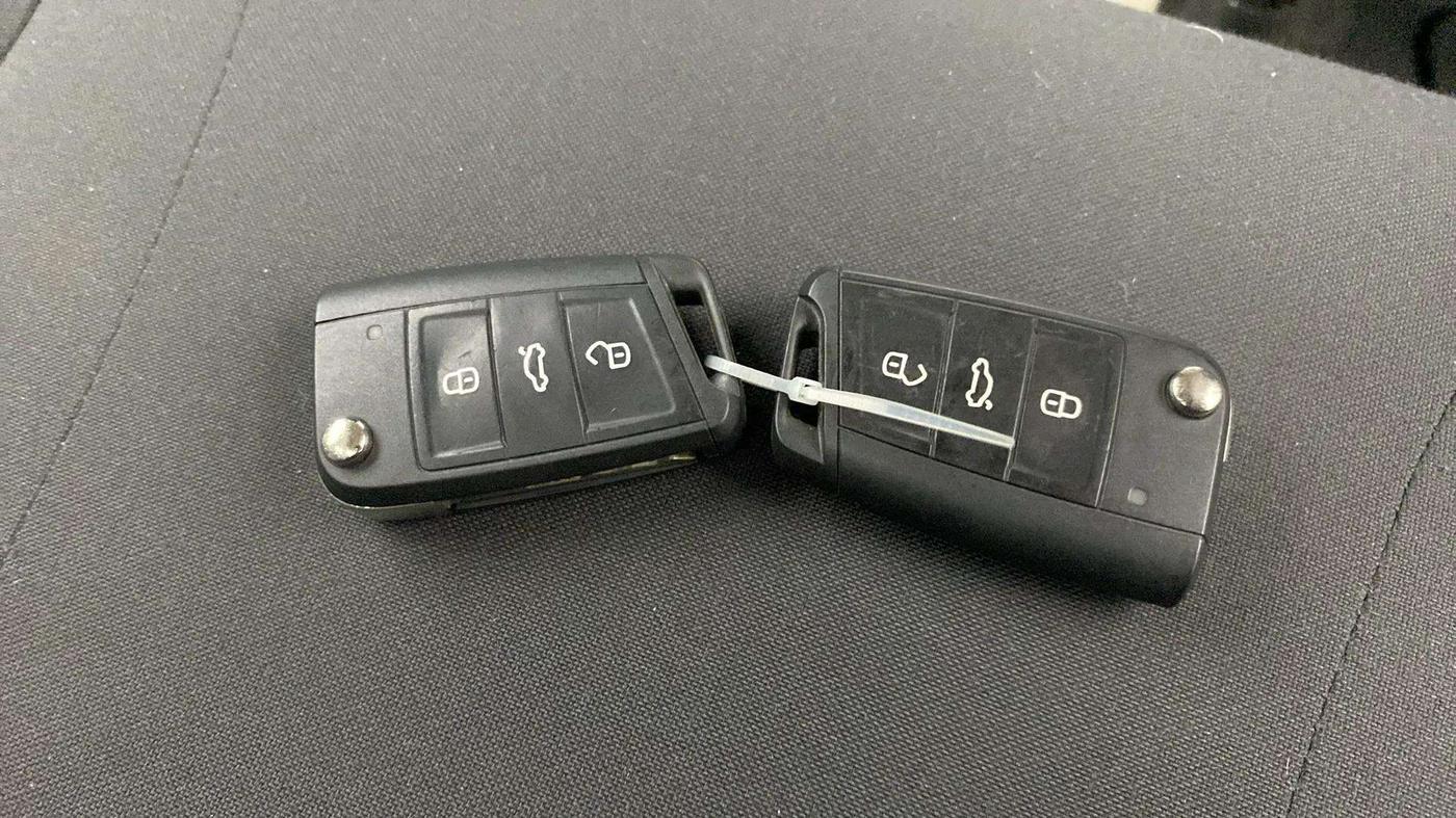 2023 Skoda SLAVIA AMBITION 1.0L TSI AT, Petrol, Automatic, 12,391 km, Key Close Up