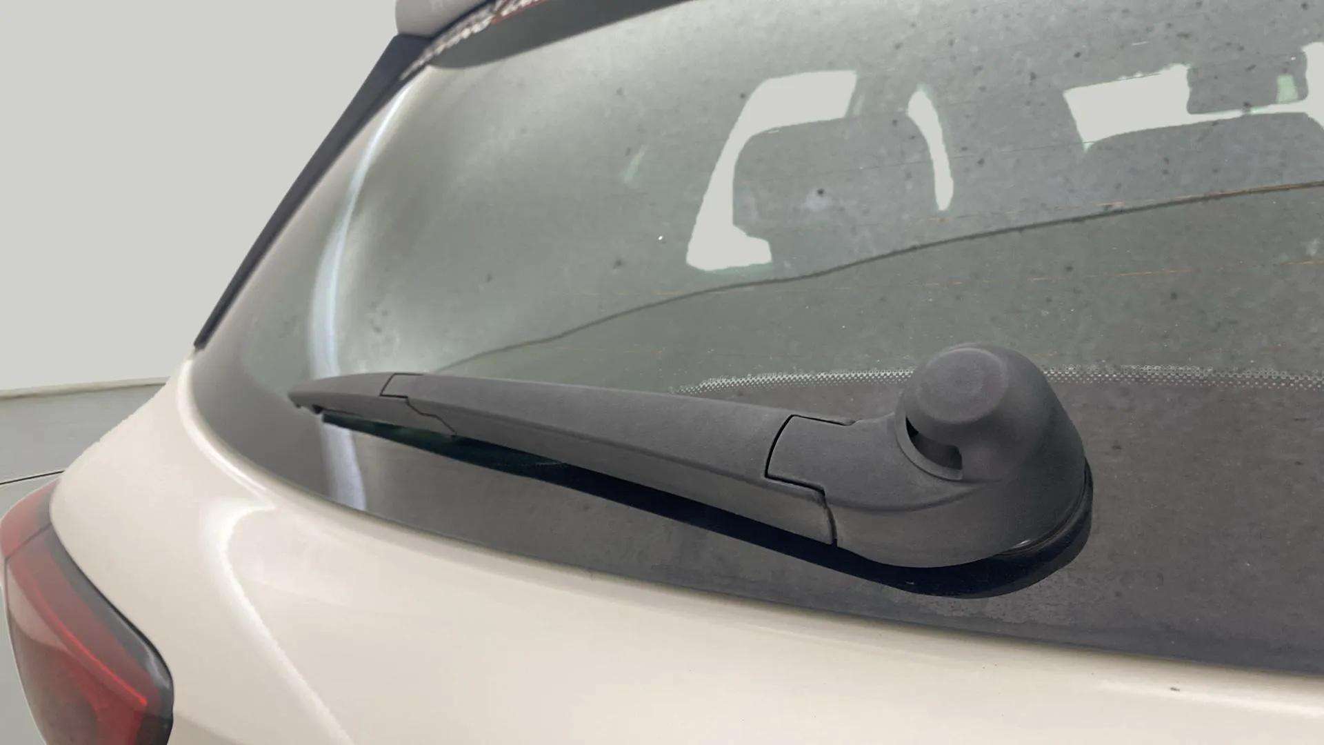 Rear-windshield-wiper-blade-24