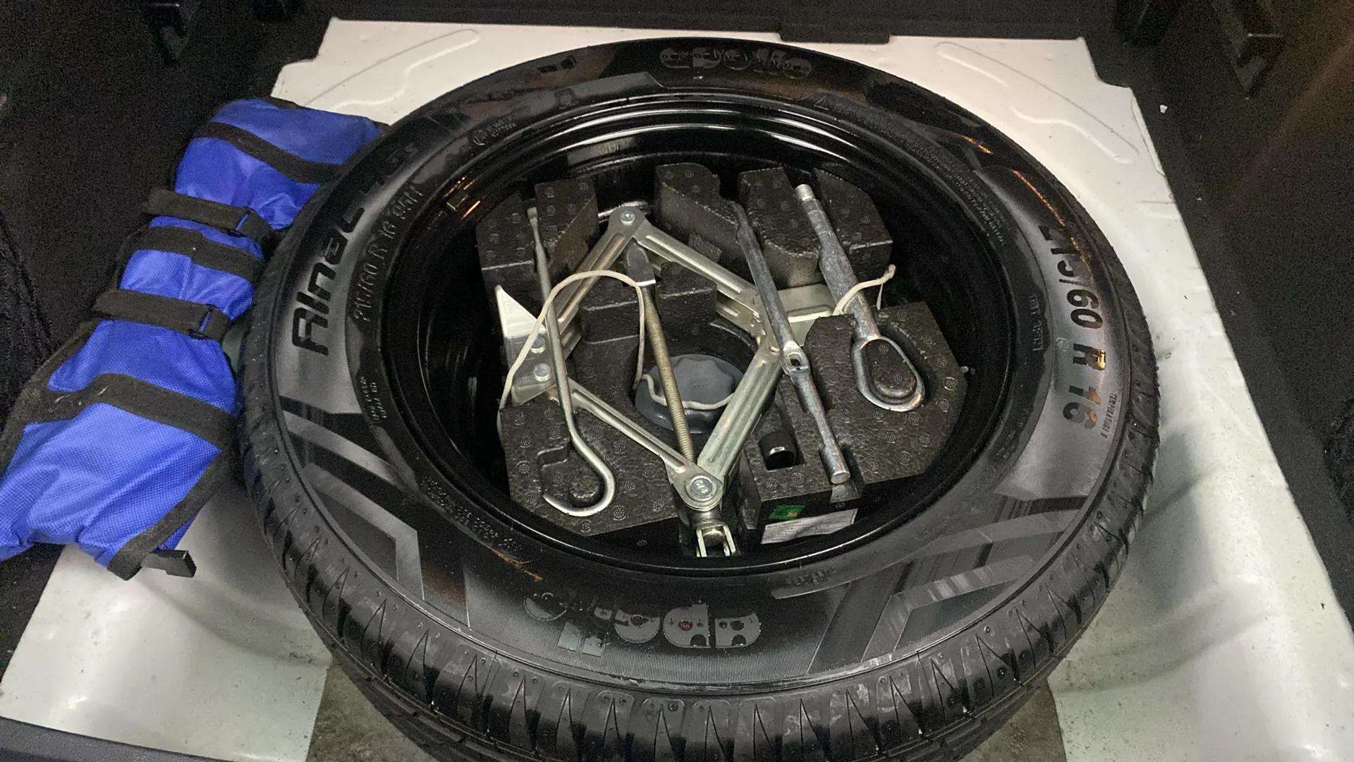 Spare-Tyre-22
