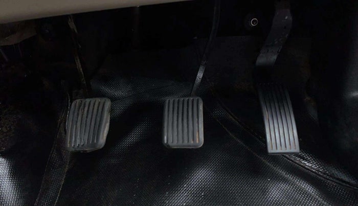 2019 Hyundai NEW SANTRO SPORTZ MT, Petrol, Manual, 25,106 km, Pedals
